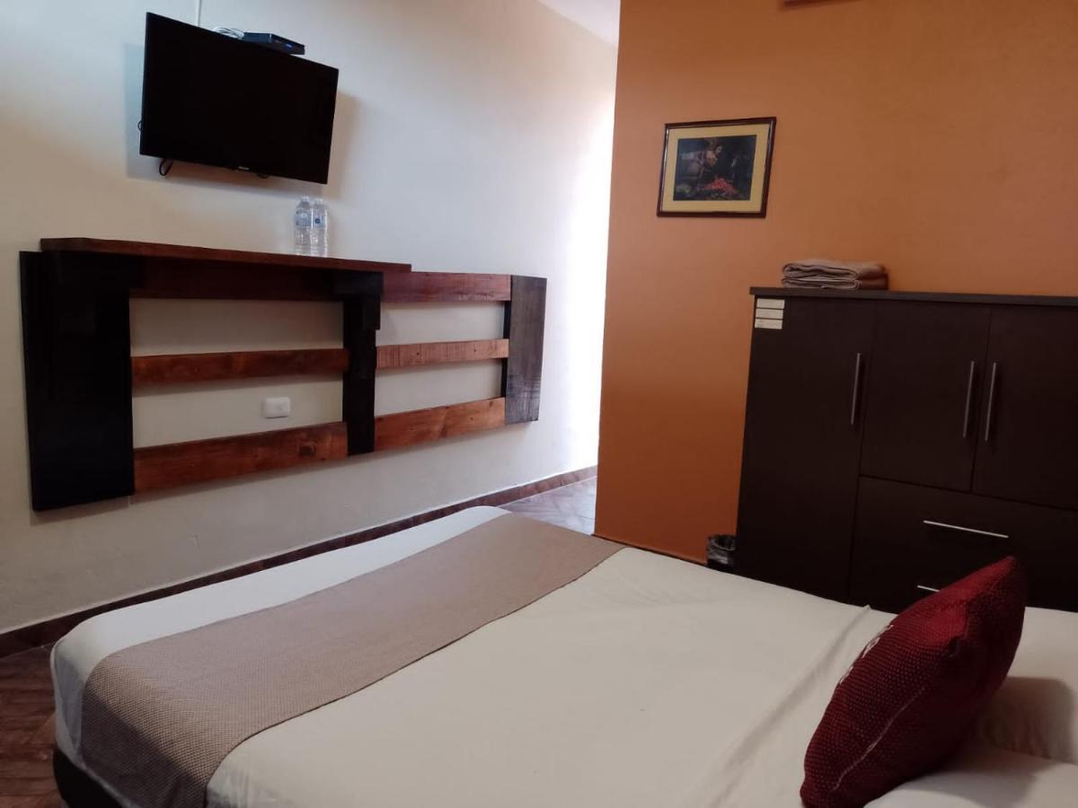 Casa Bonita Hotel Y Hostal Кордова Екстер'єр фото